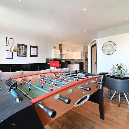 Le Collectionneur Пуатье